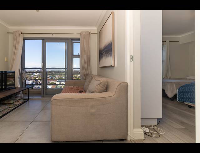2 BEDROOM APARTMENT TO LET IN OBSERVATORY